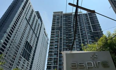 For sale 1 bed condo in Huai Khwang, Bangkok