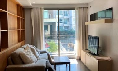À vendre 2 chambres condo à Phra Khanong, Bangkok