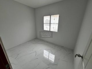 出售 3 卧室 联排别墅 在 Khlong Luang, Pathum Thani