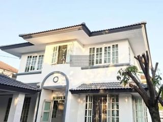 For sale 5 bedrooms house in Phutthamonthon, Nakhon Pathom
