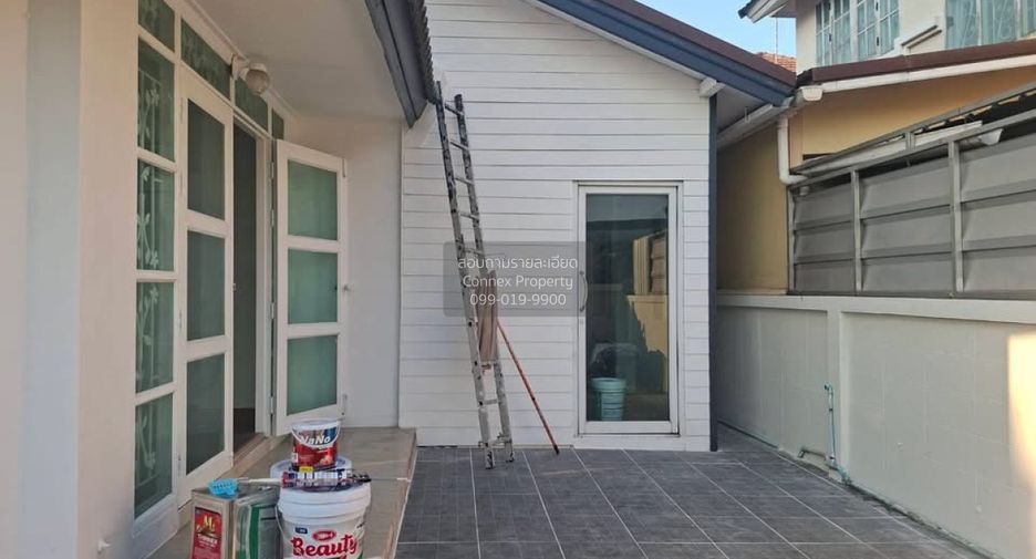 For sale 5 bedrooms house in Phutthamonthon, Nakhon Pathom