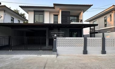 Casa en venta de 3 habitaciones en Lam Luk Ka, Pathum Thani