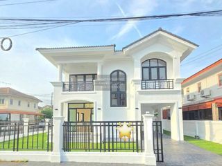 For sale 3 bedrooms house in Khlong Luang, Pathum Thani