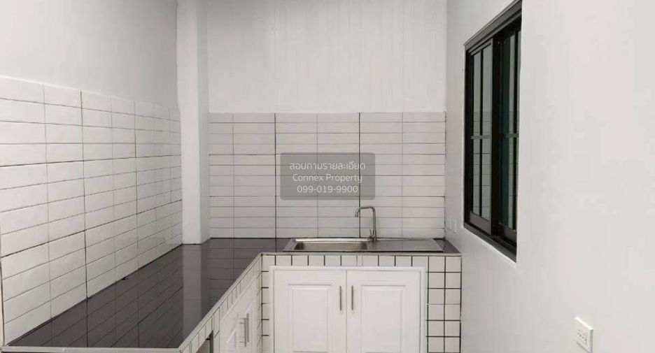À vendre 3 chambres maison de ville à Bang Yai, Nonthaburi