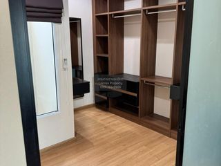 For sale 3 bedrooms townhouse in Pak Kret, Nonthaburi
