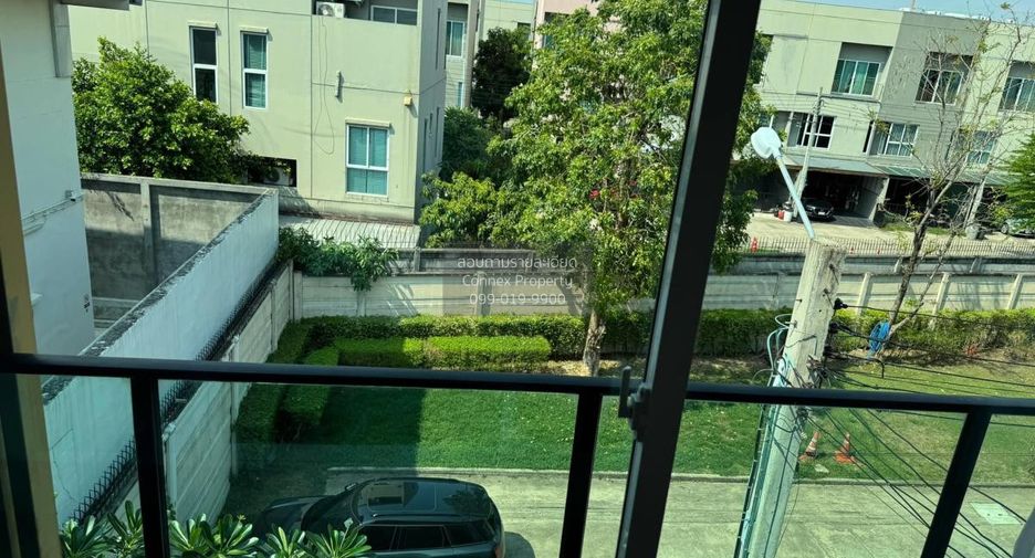 For sale 3 bedrooms townhouse in Pak Kret, Nonthaburi