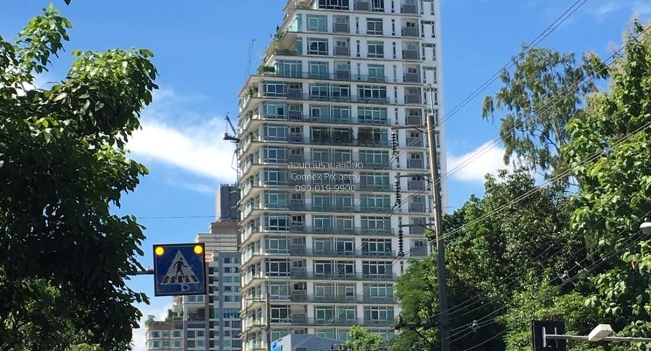 For sale 2 bedrooms condo in Watthana, Bangkok