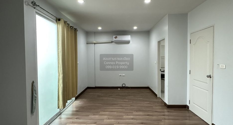 For sale 4 bedrooms townhouse in Prawet, Bangkok