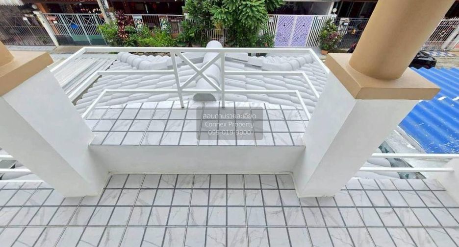 For sale 2 bedrooms townhouse in Bang Bua Thong, Nonthaburi