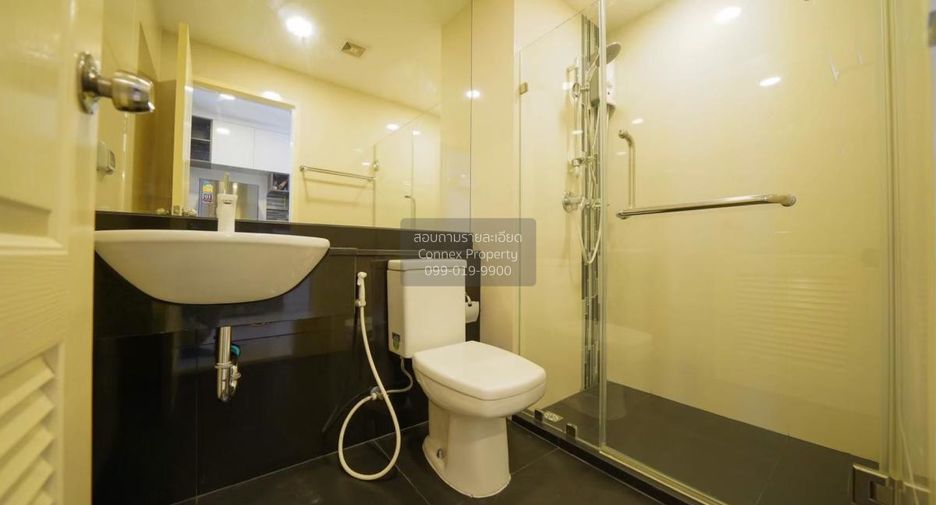 À vendre 1 chambre condo à Bang Phlat, Bangkok