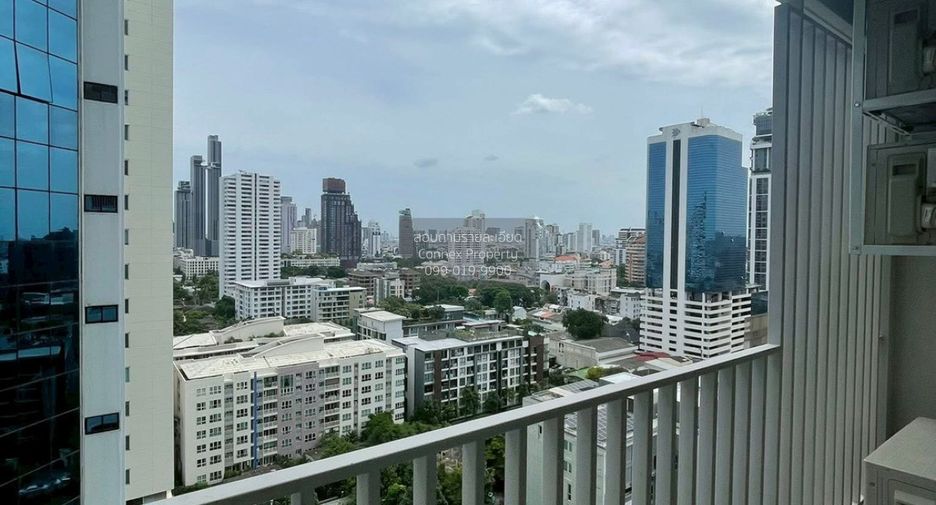 For sale 2 bedrooms condo in Khlong Toei, Bangkok