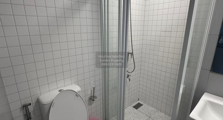 For sale 1 bed condo in Khlong Luang, Pathum Thani