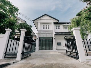 For sale 4 bedrooms house in Sai Noi, Nonthaburi