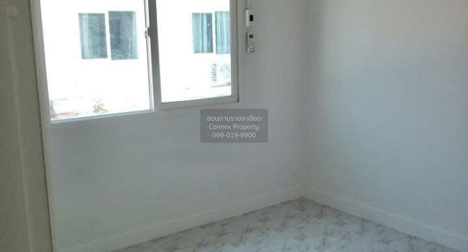 For sale 3 bedrooms townhouse in Bang Sao Thong, Samut Prakan