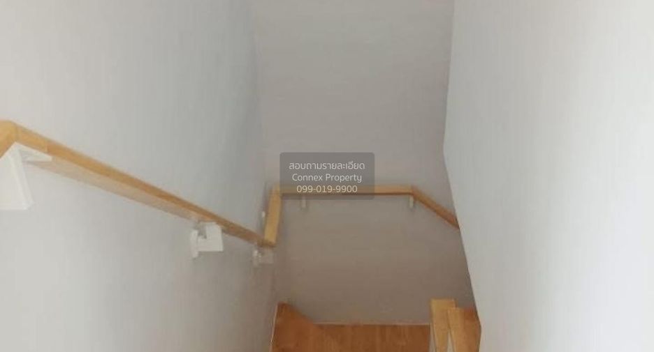 For sale 3 bedrooms townhouse in Bang Sao Thong, Samut Prakan