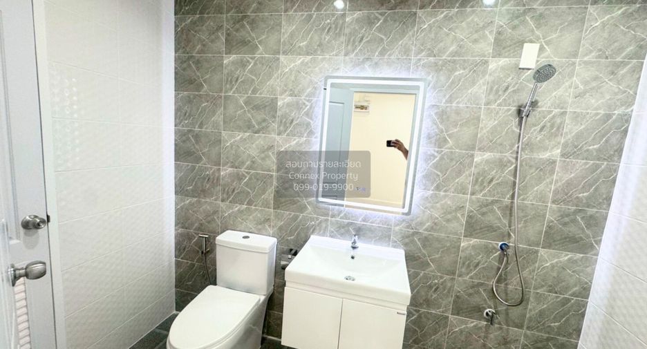 Продажа 2 спальни таунхаус в Банг Кхен, Бангкок