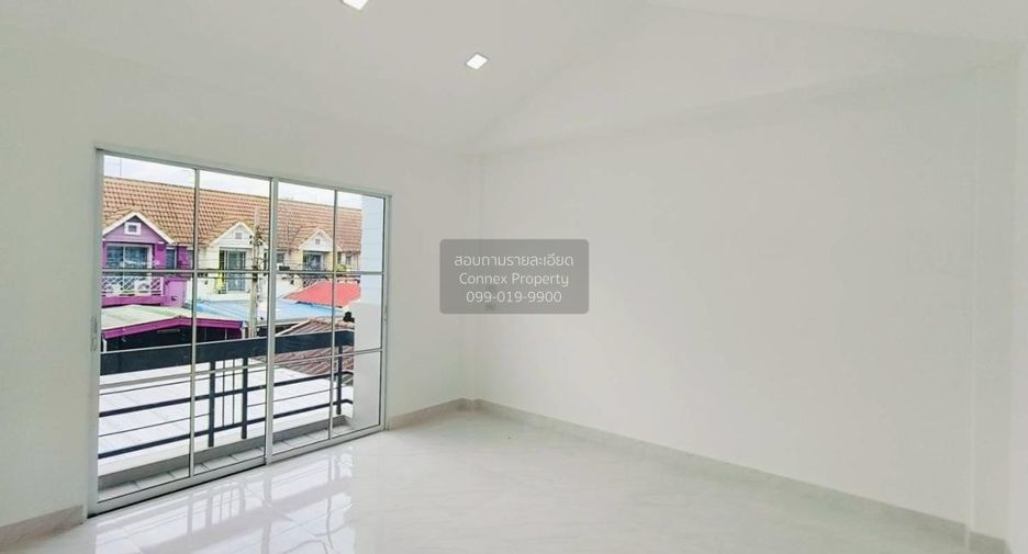 Reihenhaus zum Kauf mit 2 Zimmer in Lat Krabang, Bangkok