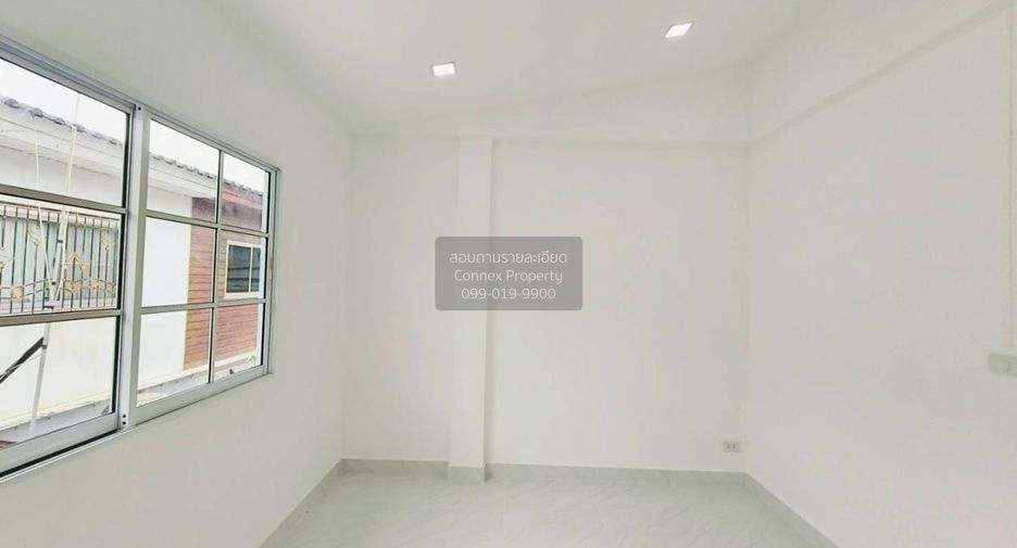 Reihenhaus zum Kauf mit 2 Zimmer in Lat Krabang, Bangkok