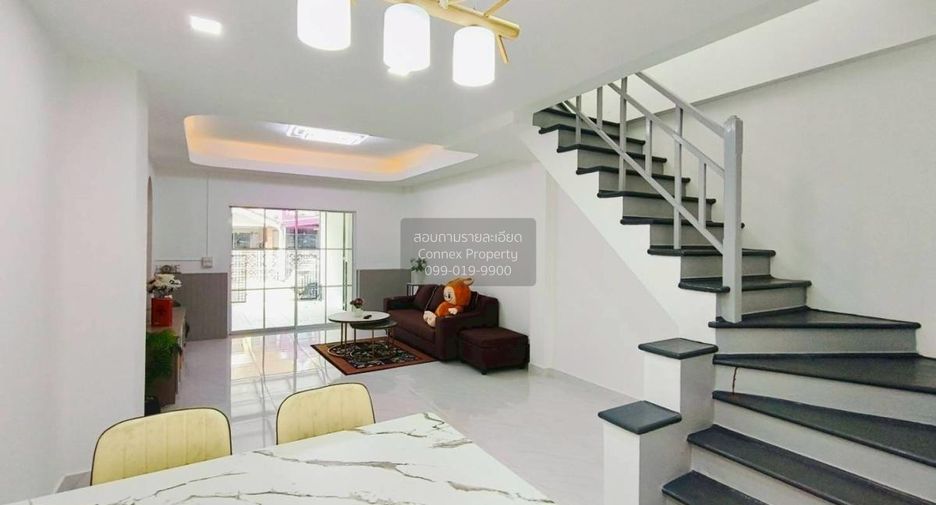 Reihenhaus zum Kauf mit 2 Zimmer in Lat Krabang, Bangkok