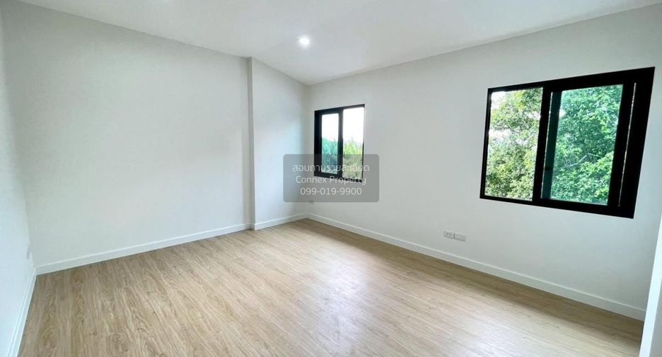 出售 4 卧室 独立屋 在 Mueang Samut Sakhon, Samut Sakhon