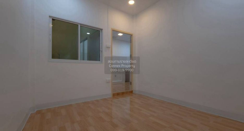For sale 5 bedrooms townhouse in Mueang Nonthaburi, Nonthaburi
