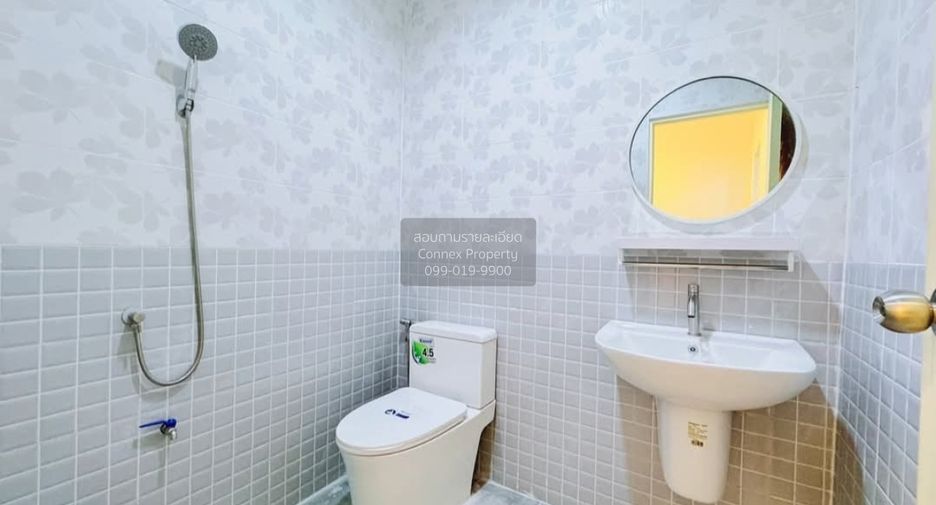 For sale 2 bedrooms townhouse in Nong Khaem, Bangkok