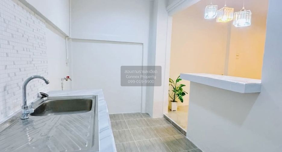 For sale 2 bedrooms townhouse in Nong Khaem, Bangkok