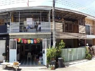 Casa adosada en venta de 3 habitaciones en Phasi Charoen, Bangkok