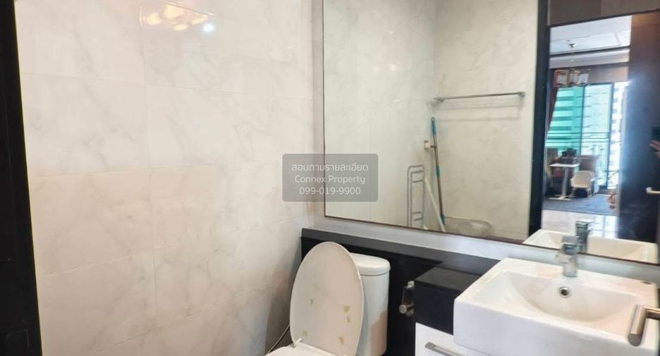Condo en venta de 2 habitaciones en Bang Rak, Bangkok