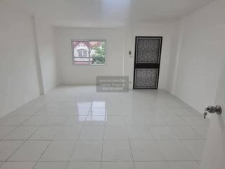 For sale 3 bedrooms townhouse in Bang Na, Bangkok