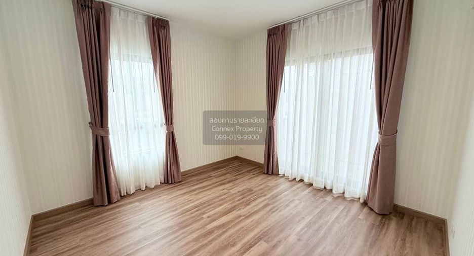 For sale 4 bedrooms house in Thanyaburi, Pathum Thani
