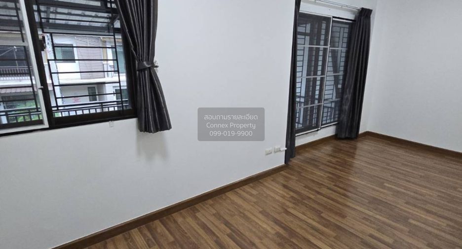 Reihenhaus zum Kauf mit 3 Zimmer in Suan Luang, Bangkok