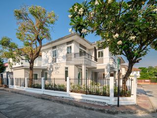 For sale 3 bedrooms house in Mueang Nonthaburi, Nonthaburi