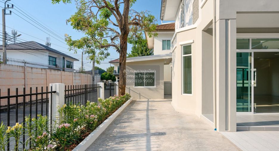 For sale 3 bedrooms house in Mueang Nonthaburi, Nonthaburi