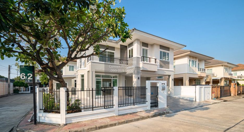 For sale 3 bedrooms house in Mueang Nonthaburi, Nonthaburi