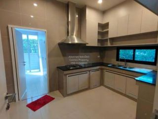 For sale 5 bedrooms house in Pak Kret, Nonthaburi