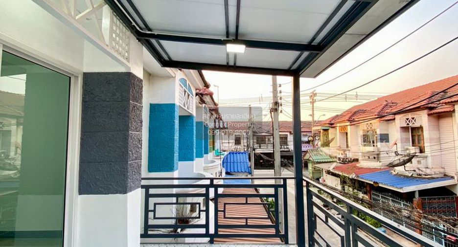 For sale 3 bedrooms townhouse in Sai Noi, Nonthaburi