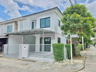 For sale 3 bedrooms townhouse in Mueang Nonthaburi, Nonthaburi