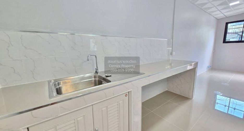 For sale 3 bedrooms townhouse in Mueang Nonthaburi, Nonthaburi