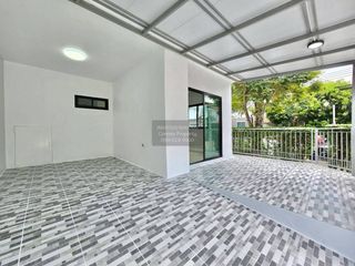 For sale 3 bedrooms townhouse in Mueang Nonthaburi, Nonthaburi