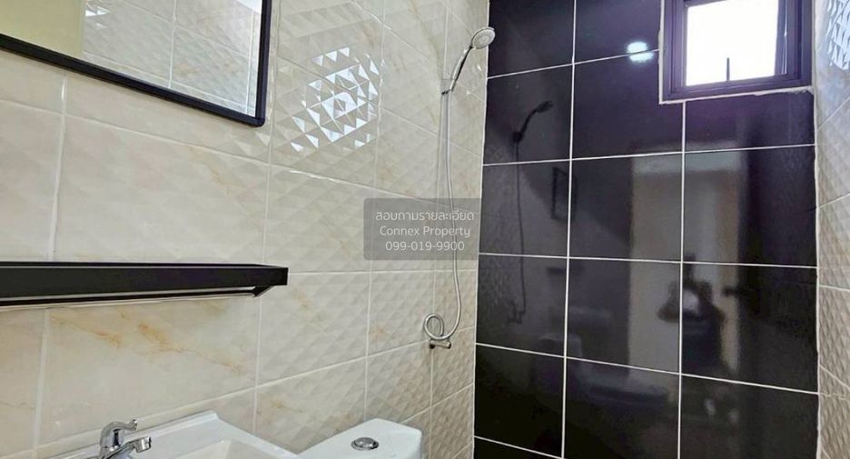 Продажа 3 спальни таунхаус в Bang Bua Thong, Нонтабури