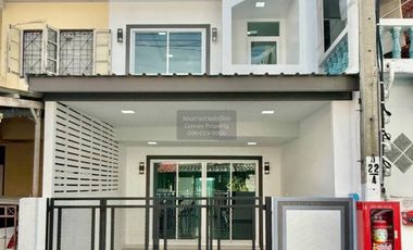 For sale 2 bedrooms townhouse in Sai Noi, Nonthaburi