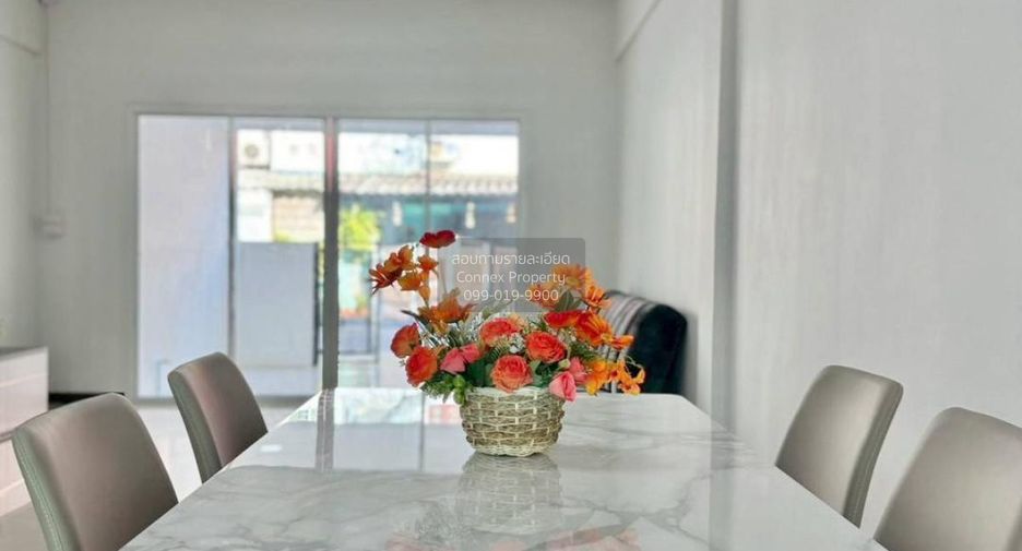 For sale 2 bedrooms townhouse in Sai Noi, Nonthaburi