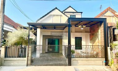 Продажа 2 спальни таунхаус в Khlong Luang, Патумтани