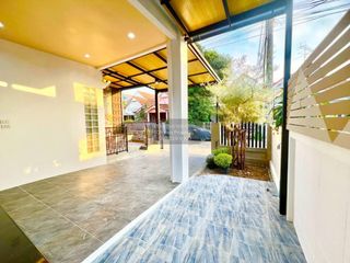 For sale 2 bedrooms townhouse in Khlong Luang, Pathum Thani