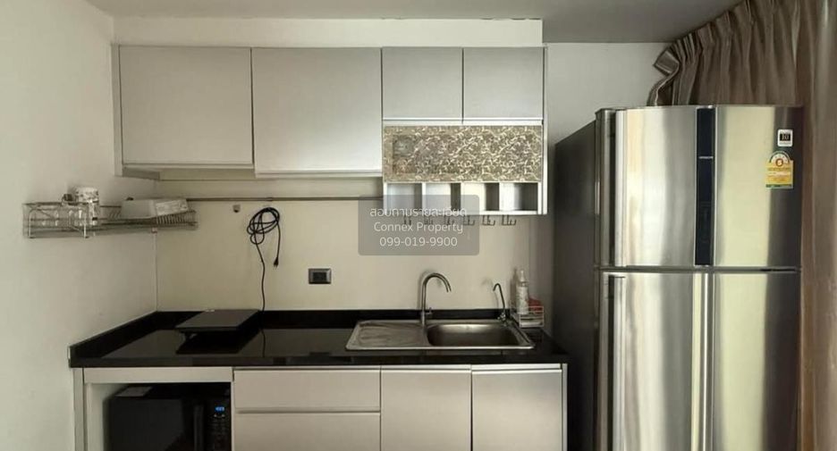 À vendre 2 chambres condo à Huai Khwang, Bangkok