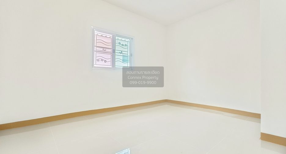 For sale 2 bedrooms townhouse in Mueang Samut Prakan, Samut Prakan