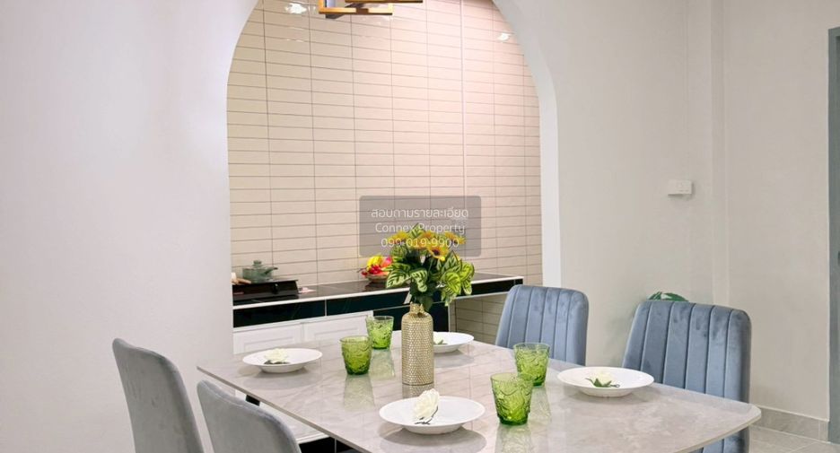 For sale 3 bedrooms townhouse in Sai Mai, Bangkok