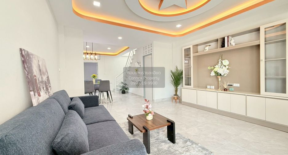 For sale 3 bedrooms townhouse in Sai Mai, Bangkok