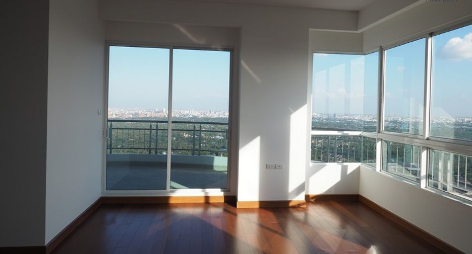 Wohnung zum Kauf mit 4 Zimmer in Yan Nawa, Bangkok
